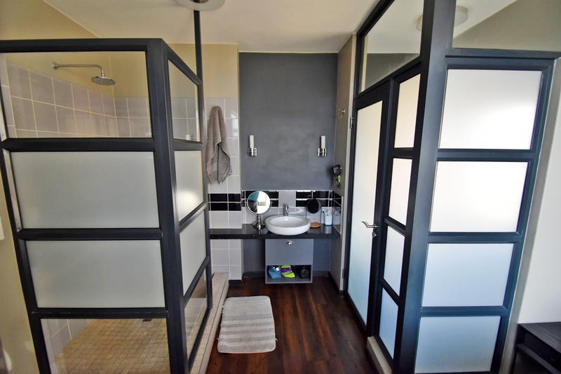 2 Bedroom Property for Sale in Rosebank Gauteng