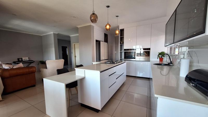 To Let 4 Bedroom Property for Rent in Moreleta Park Gauteng