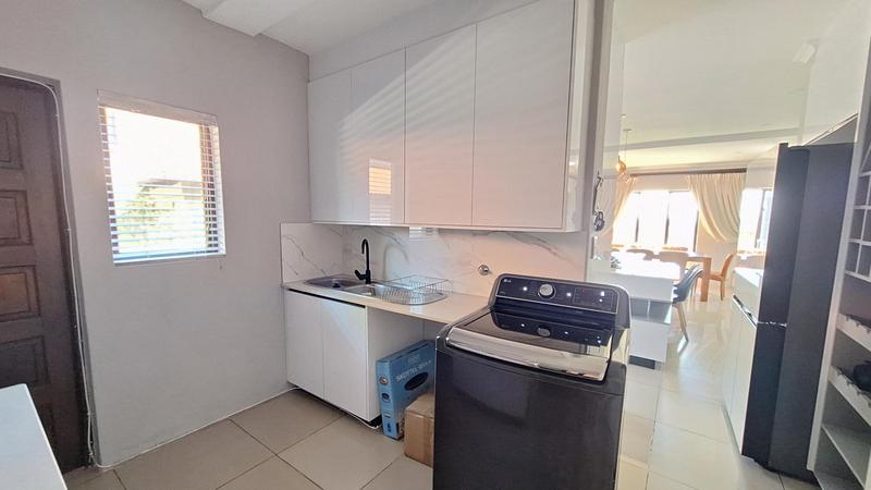 To Let 4 Bedroom Property for Rent in Moreleta Park Gauteng