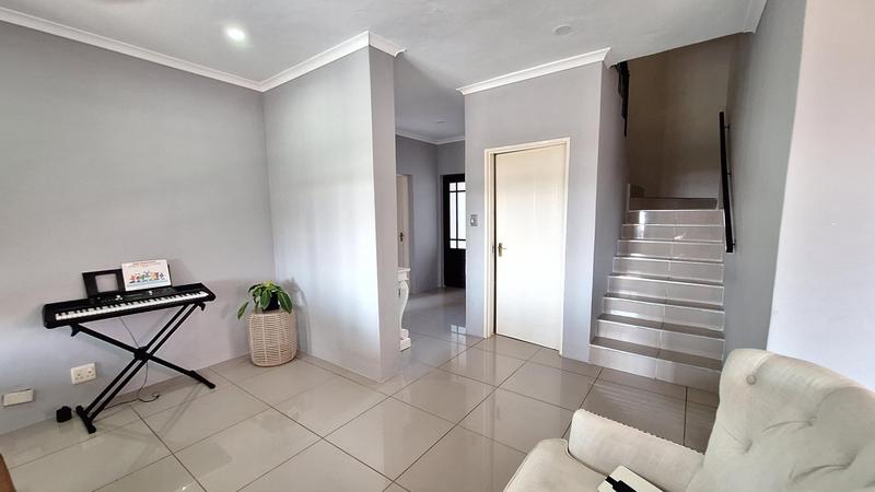 To Let 4 Bedroom Property for Rent in Moreleta Park Gauteng
