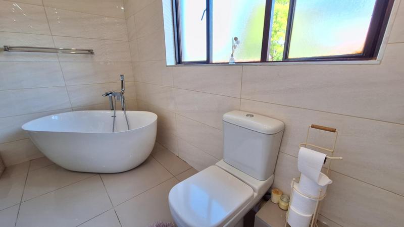 To Let 4 Bedroom Property for Rent in Moreleta Park Gauteng
