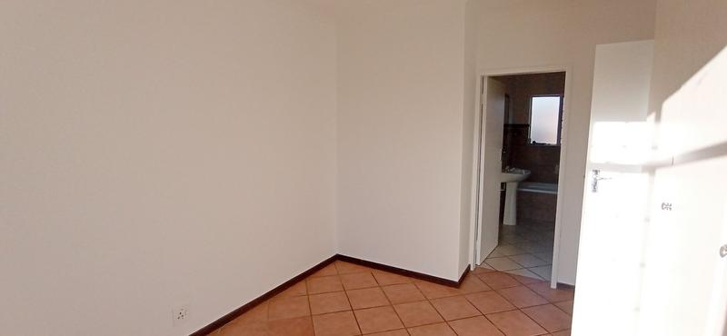 To Let 2 Bedroom Property for Rent in Boardwalk Villas Gauteng