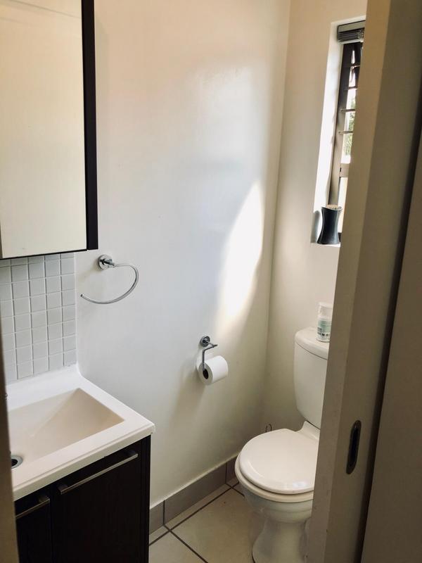 To Let 2 Bedroom Property for Rent in Bryanston Gauteng
