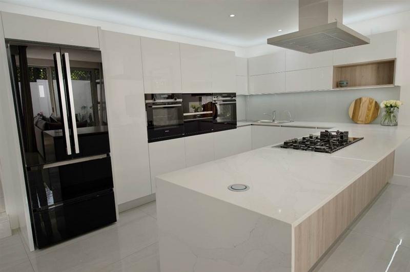 To Let 3 Bedroom Property for Rent in Melrose Gauteng
