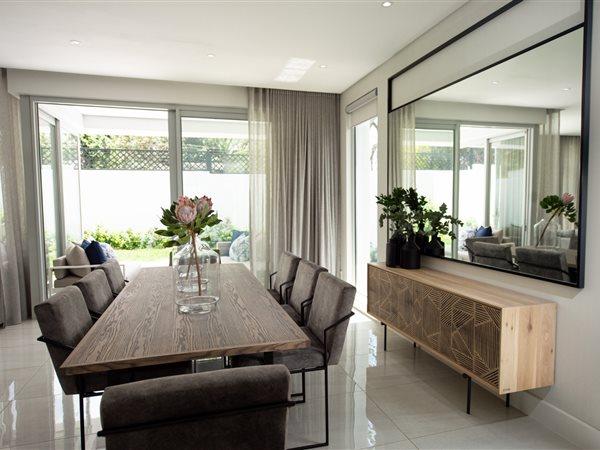 To Let 3 Bedroom Property for Rent in Melrose Gauteng