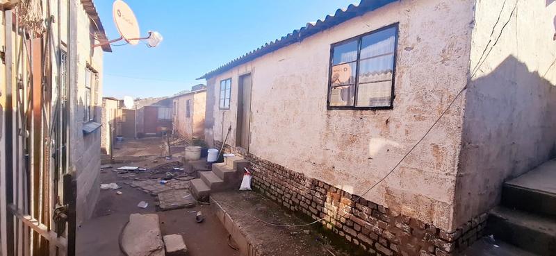 2 Bedroom Property for Sale in Tembisa Gauteng
