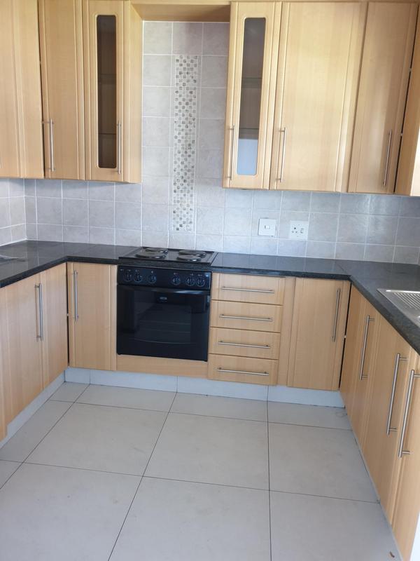 1 Bedroom Property for Sale in Bedford Park Gauteng