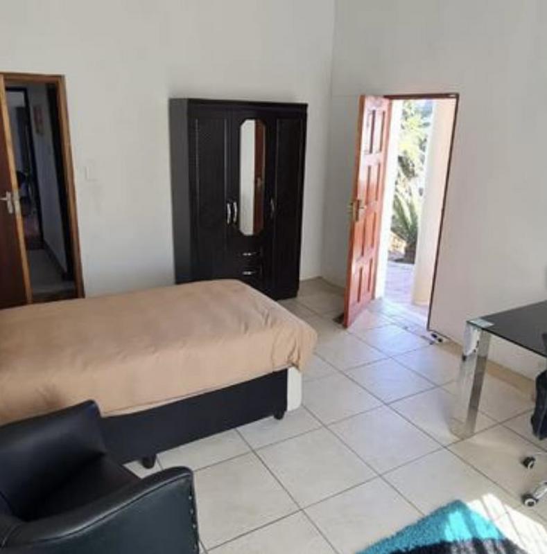 To Let 1 Bedroom Property for Rent in Erasmia Gauteng