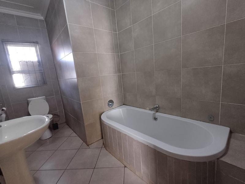 7 Bedroom Property for Sale in Philip Nel Park Gauteng
