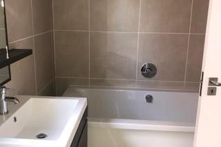 3 Bedroom Property for Sale in Greenstone Hill Gauteng