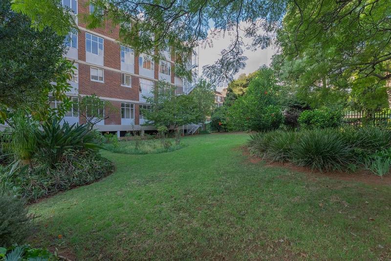 2 Bedroom Property for Sale in Bedford Gardens Gauteng