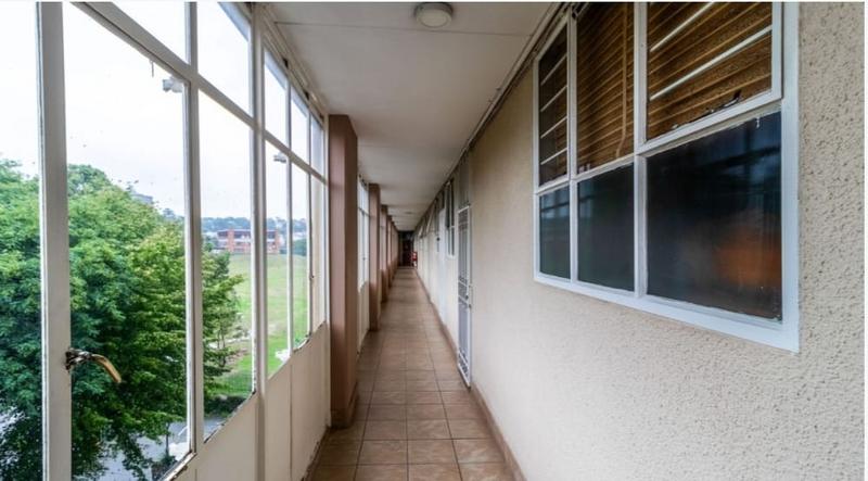 1 Bedroom Property for Sale in Bedford Gardens Gauteng
