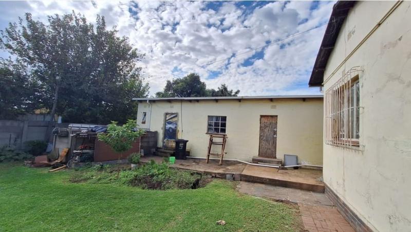 4 Bedroom Property for Sale in Wychwood Gauteng