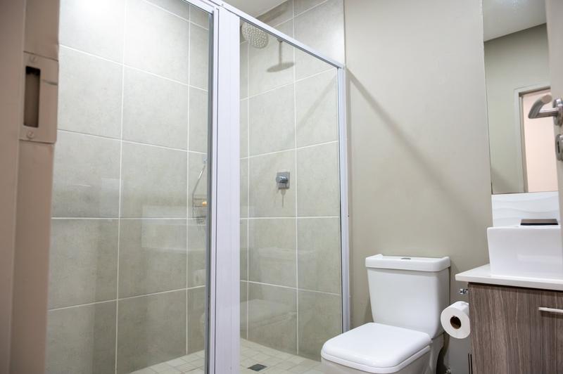 To Let 1 Bedroom Property for Rent in Rosebank Gauteng