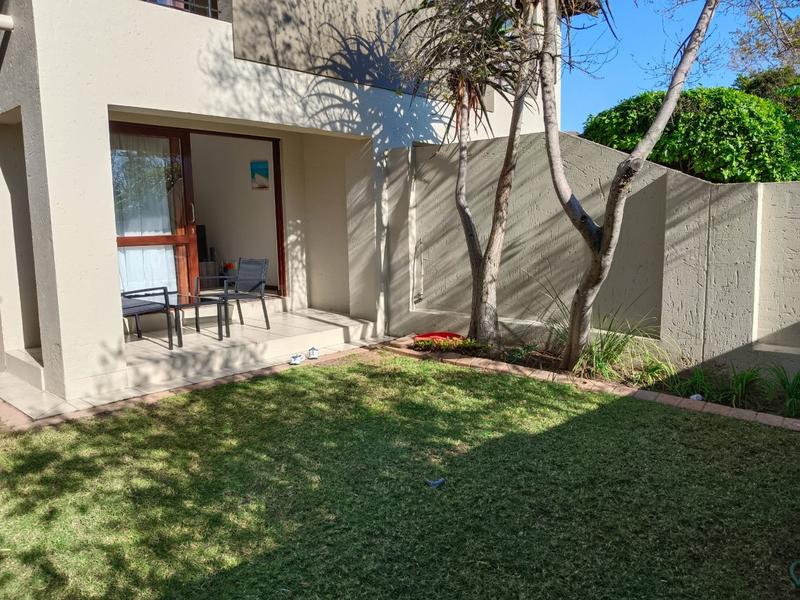 2 Bedroom Property for Sale in Broadacres Gauteng