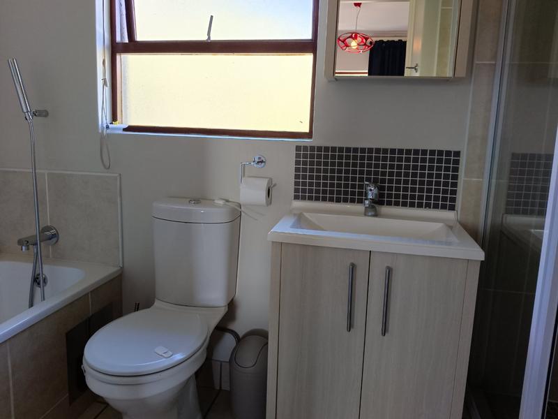 2 Bedroom Property for Sale in Broadacres Gauteng