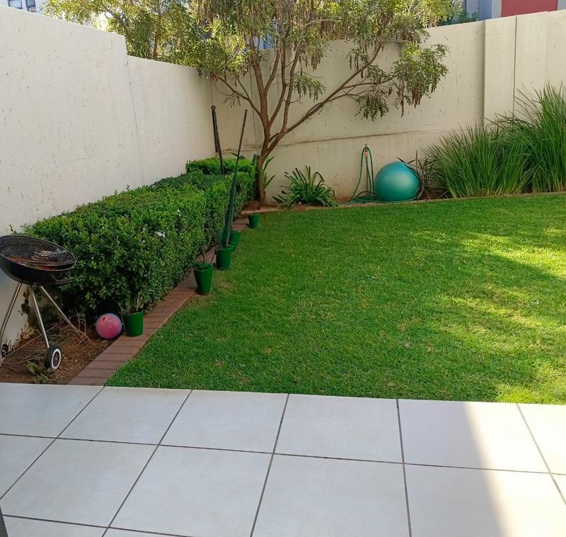 2 Bedroom Property for Sale in Craigavon Gauteng