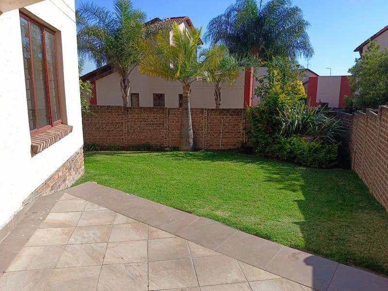 3 Bedroom Property for Sale in North Riding Gauteng