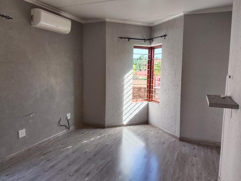 3 Bedroom Property for Sale in North Riding Gauteng