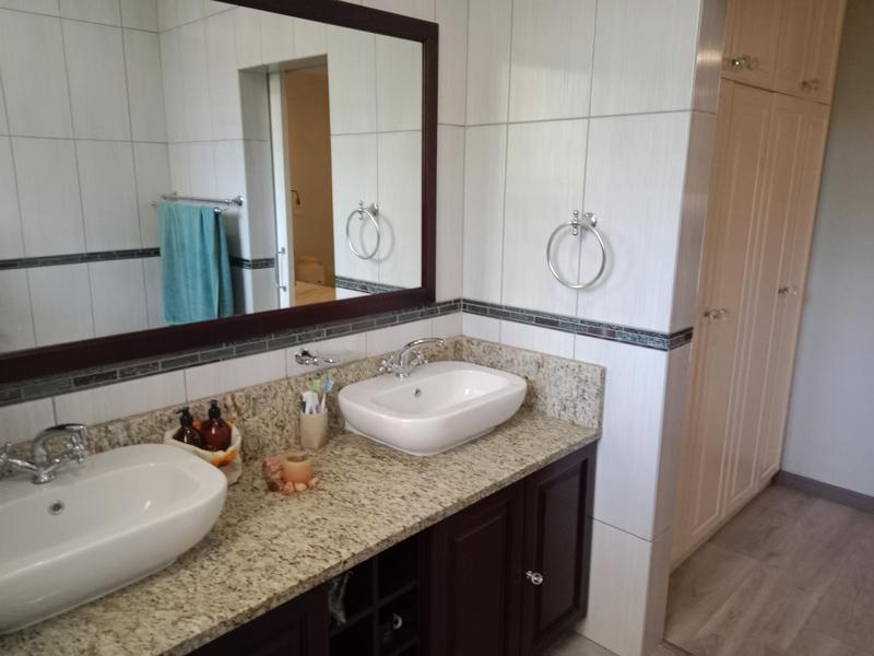2 Bedroom Property for Sale in Bedford Gardens Gauteng