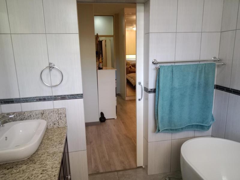 2 Bedroom Property for Sale in Bedford Gardens Gauteng