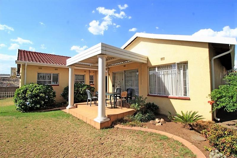3 Bedroom Property for Sale in Freeway Park Gauteng