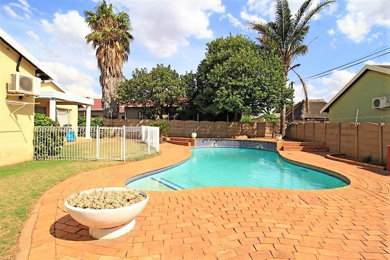 3 Bedroom Property for Sale in Freeway Park Gauteng