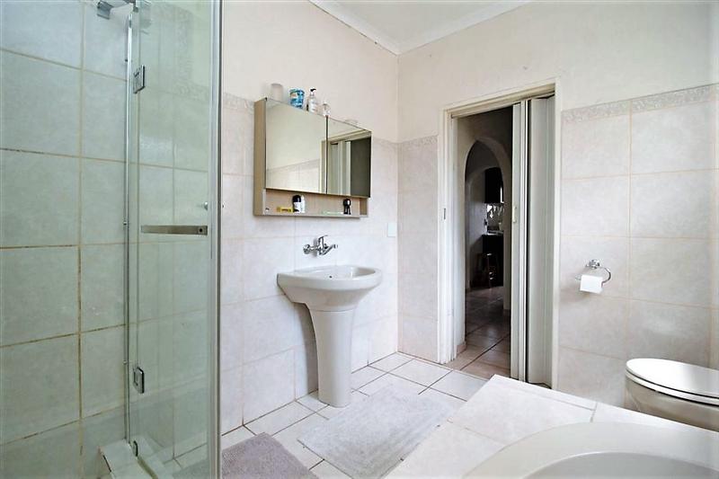 3 Bedroom Property for Sale in Freeway Park Gauteng