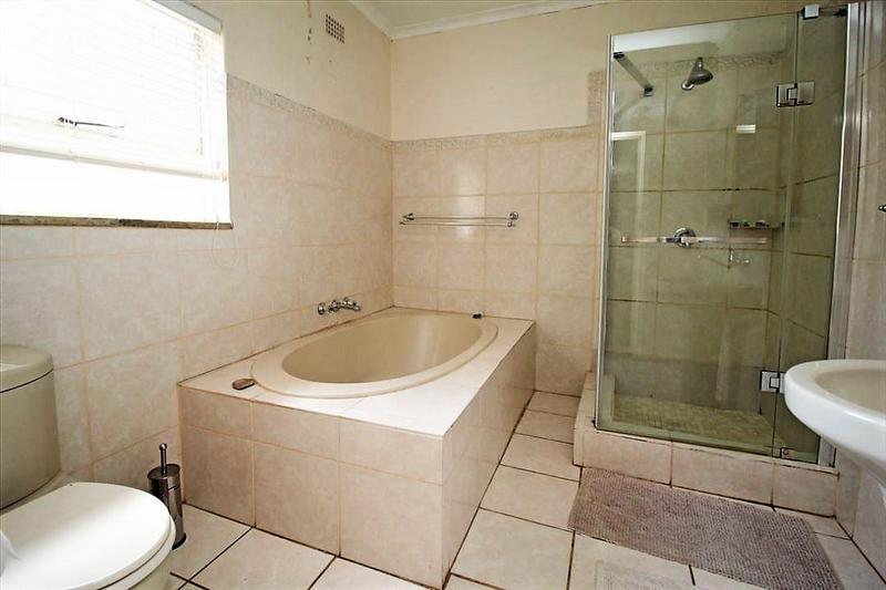3 Bedroom Property for Sale in Freeway Park Gauteng