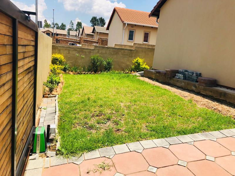 3 Bedroom Property for Sale in Roodepoort Gauteng