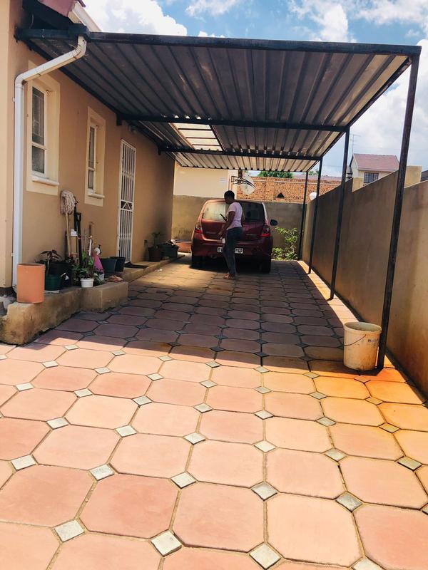 3 Bedroom Property for Sale in Roodepoort Gauteng