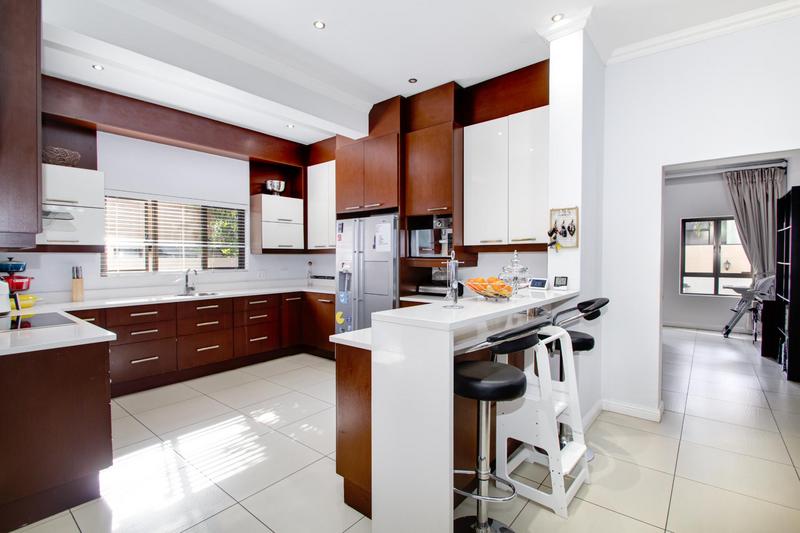 4 Bedroom Property for Sale in Dainfern Gauteng