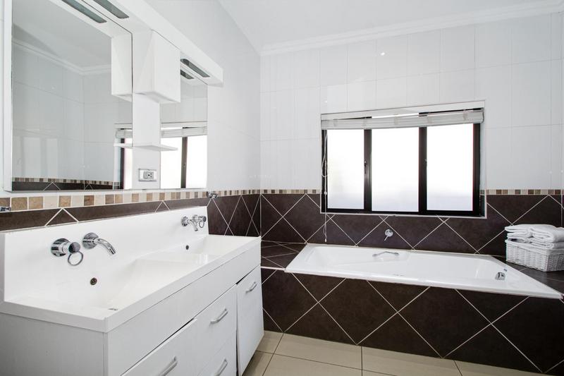 4 Bedroom Property for Sale in Dainfern Gauteng