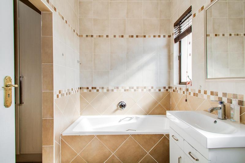 4 Bedroom Property for Sale in Dainfern Gauteng