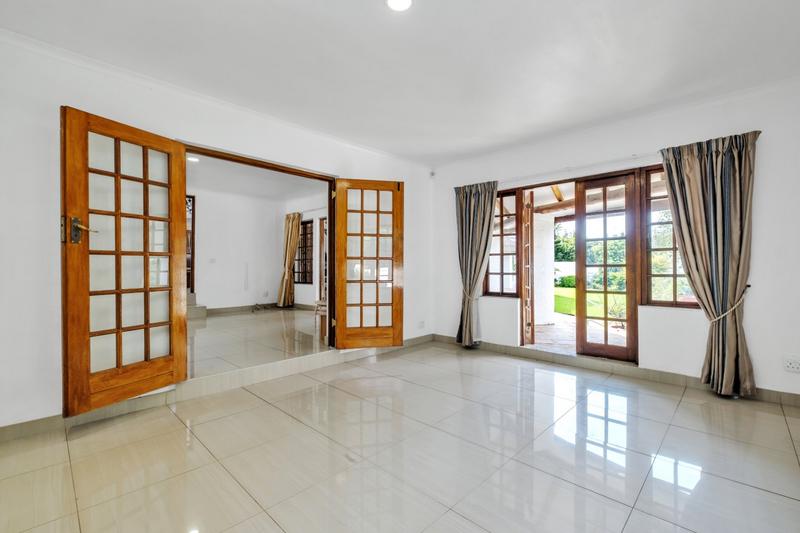 To Let 4 Bedroom Property for Rent in Fourways Gardens Gauteng