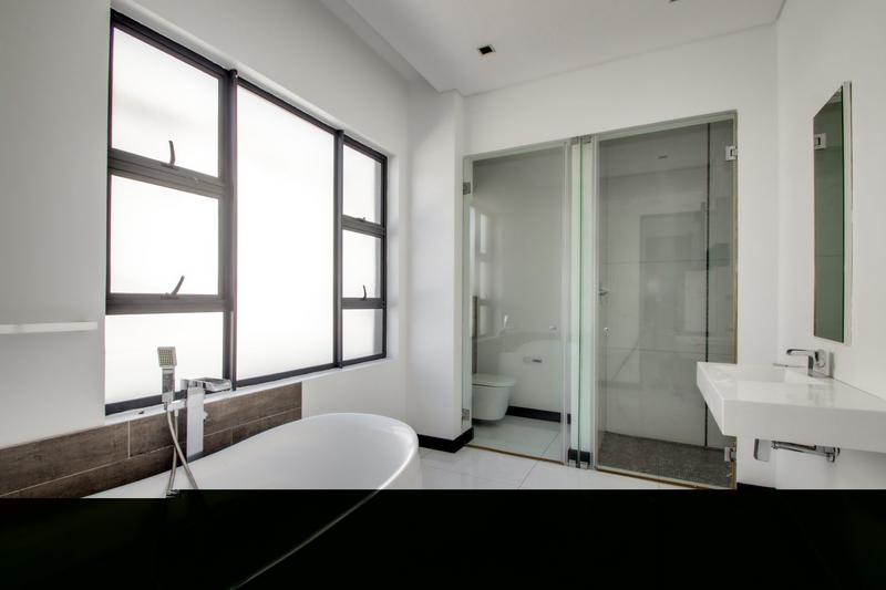 To Let 5 Bedroom Property for Rent in Hyde Park Gauteng