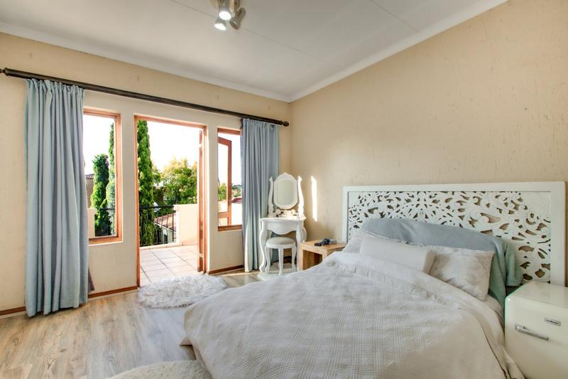 3 Bedroom Property for Sale in Sunninghill Gauteng