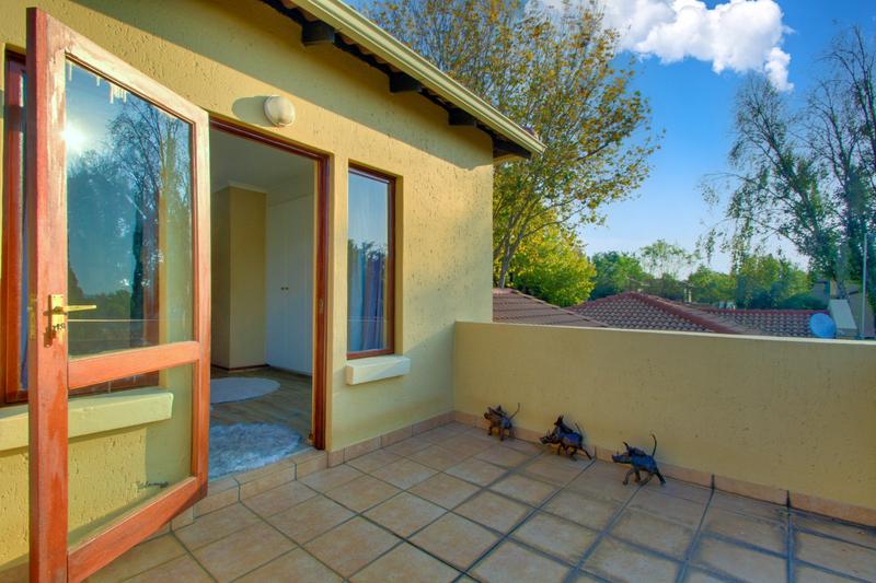 3 Bedroom Property for Sale in Sunninghill Gauteng