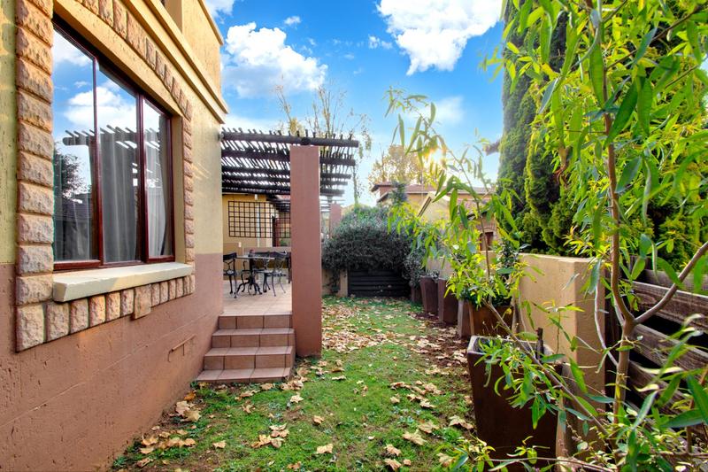 3 Bedroom Property for Sale in Sunninghill Gauteng