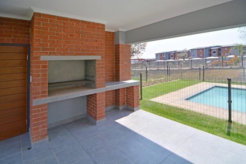 2 Bedroom Property for Sale in Grand Central Gauteng