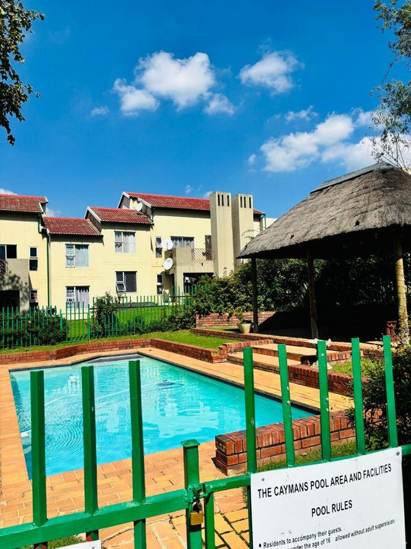 To Let 2 Bedroom Property for Rent in Bromhof Gauteng