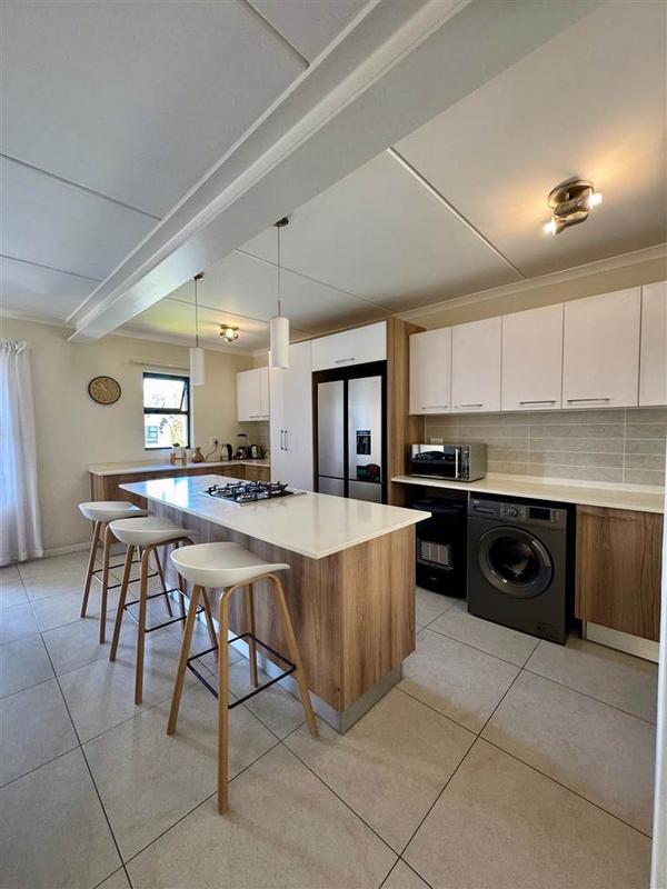 To Let 2 Bedroom Property for Rent in Modderfontein Gauteng