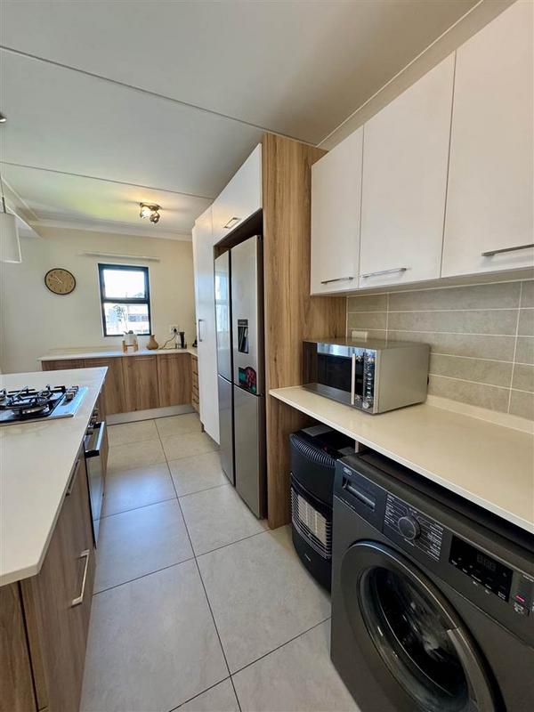 To Let 2 Bedroom Property for Rent in Modderfontein Gauteng