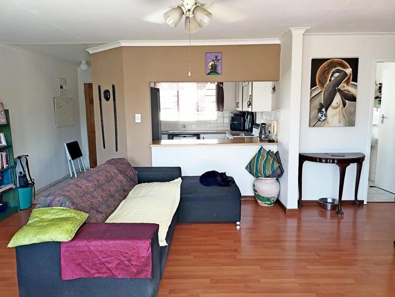 2 Bedroom Property for Sale in Sonneglans Gauteng