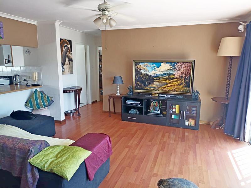 2 Bedroom Property for Sale in Sonneglans Gauteng