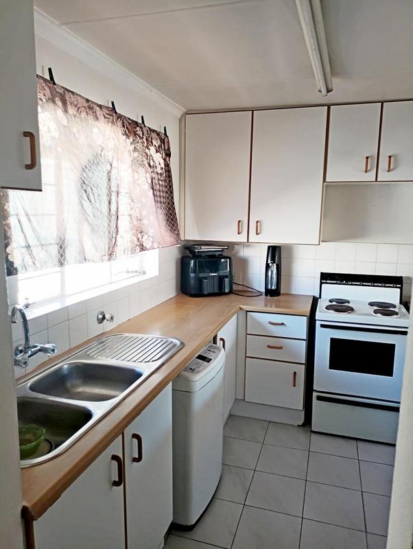 2 Bedroom Property for Sale in Sonneglans Gauteng
