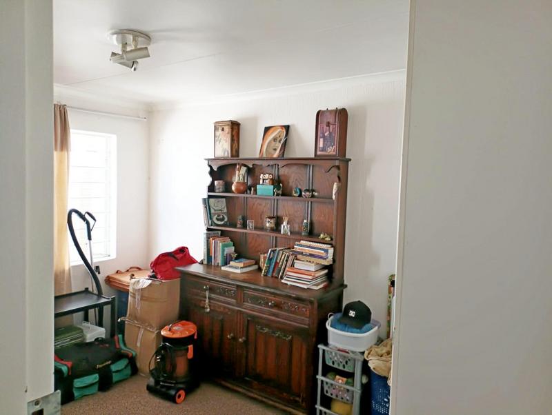 2 Bedroom Property for Sale in Sonneglans Gauteng