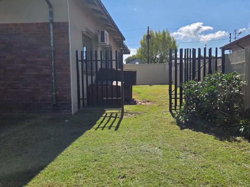 To Let 3 Bedroom Property for Rent in Discovery Gauteng
