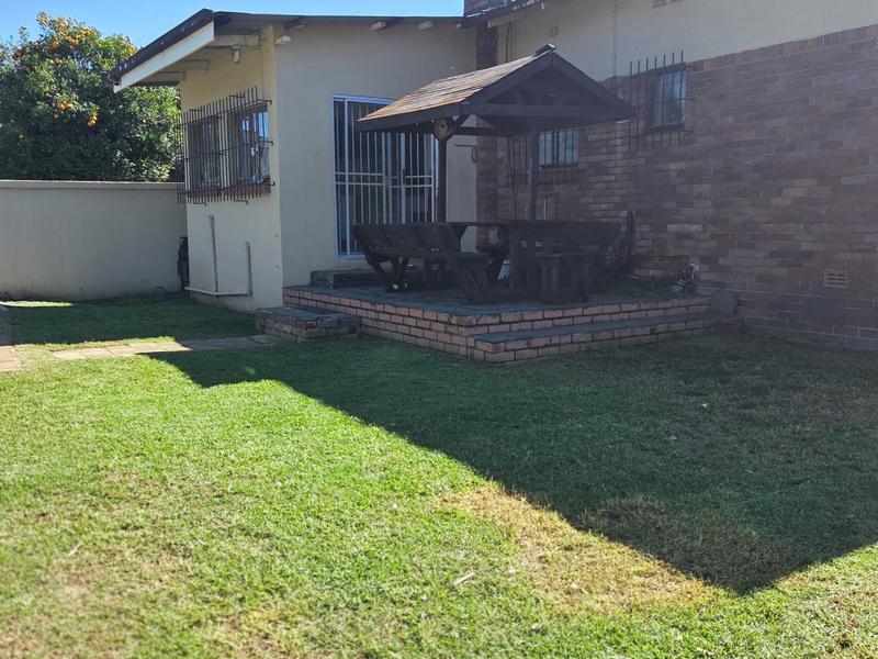 To Let 3 Bedroom Property for Rent in Discovery Gauteng
