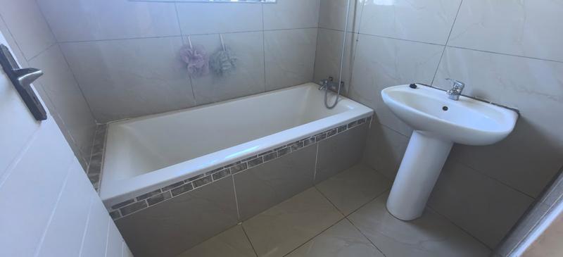 3 Bedroom Property for Sale in Lindhaven Gauteng